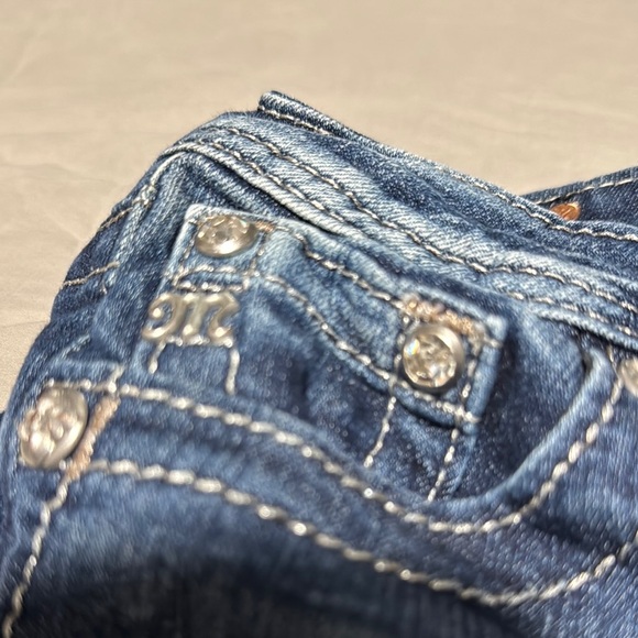 Miss Me Signature Rise Skinny Jeans Girl's 12 Style No. JP592852 - Picture 4 of 12